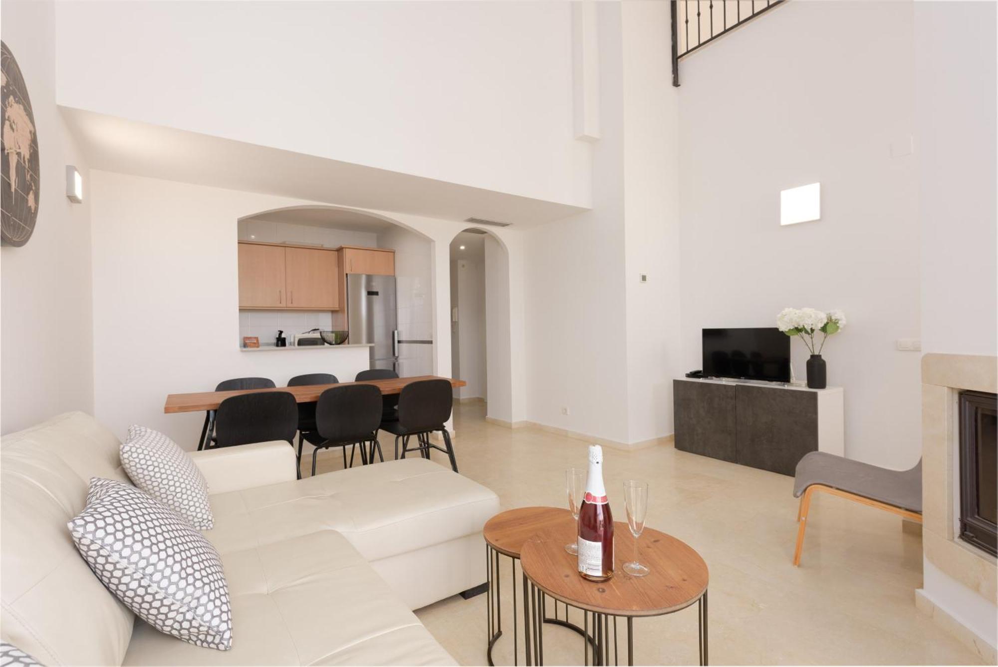 2247-Duplex 3 Bedrooms With 2 Terraces Манилва Екстериор снимка